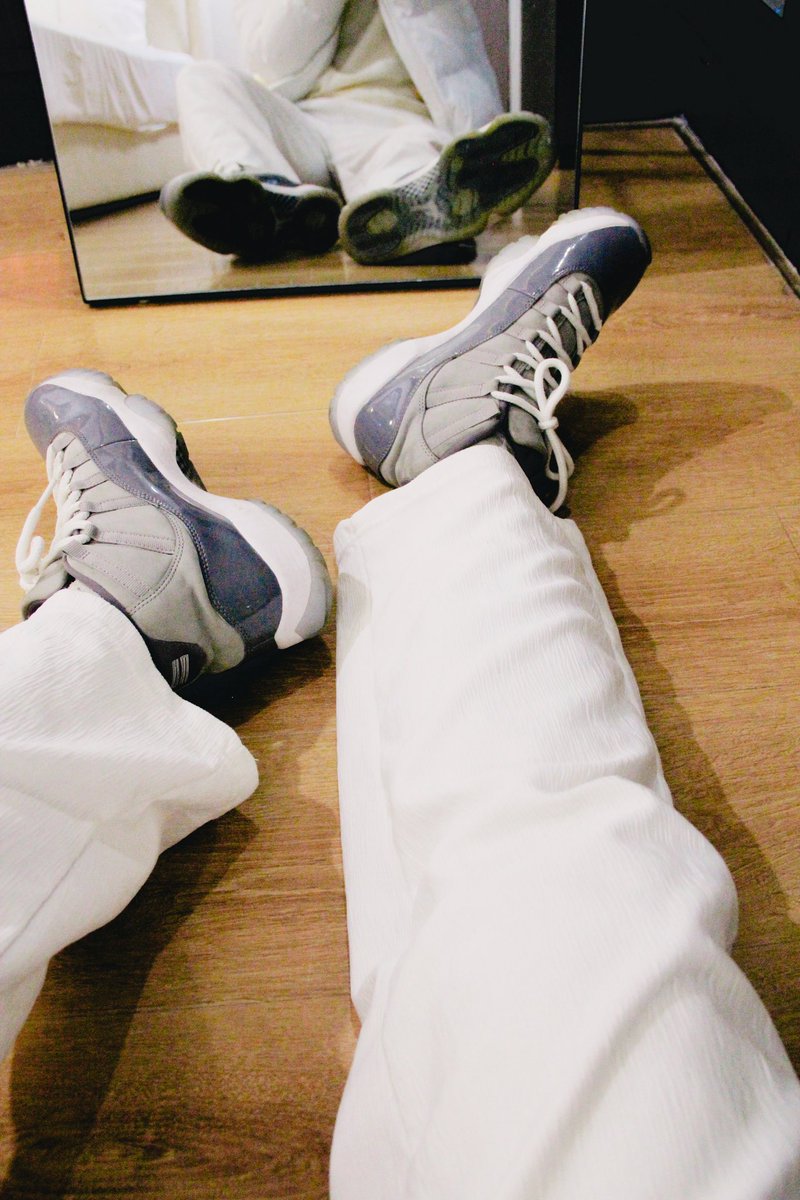 didi173362's tweet photo. 来给我舔鞋
#舔脚伺候 #鞋狗 #鞋底奴 #ATM畜生 #舔鞋底 #践踏 https://t.co/38zMNWXStN