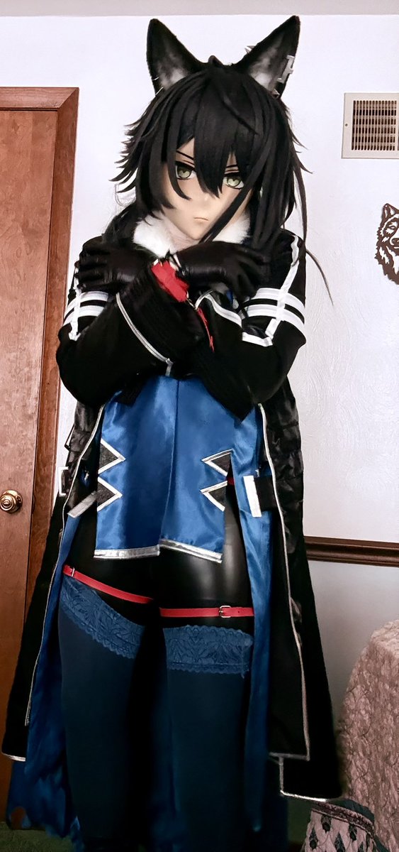 “Signore Doctor said this is what people like to see me wear, though I’m not so sure. Please go easy on me”