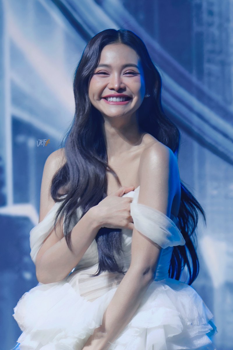 เป็นวันที่ดีและยิ้มแฉ่งยัยแจ้มขีด 😁

OUR PRIDE ENGFA08 
#อิงฟ้ามหาชน #EngfaWaraha