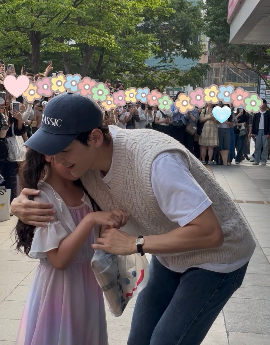 yuko tweet media