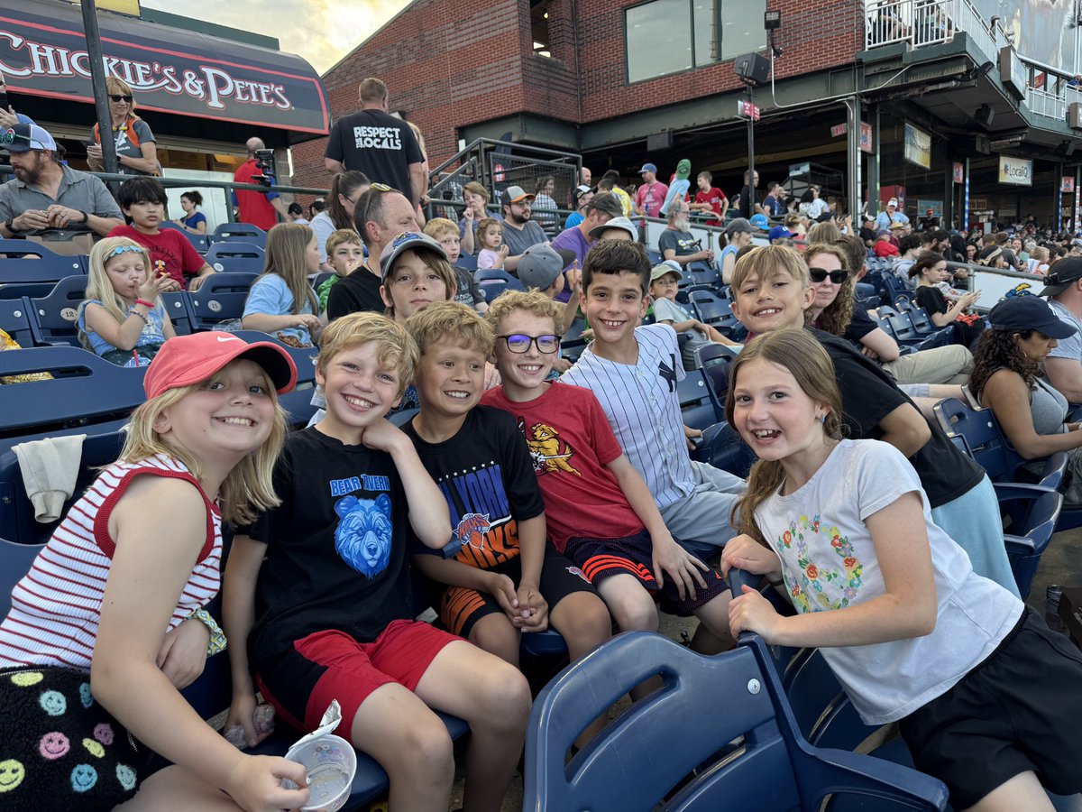 BearTavernPTO tweet media