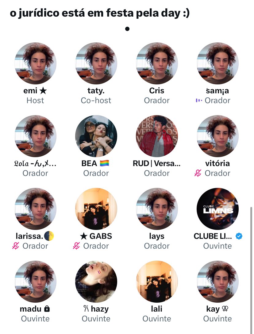 clubelimns's tweet image. estamos vendo o tipo de parabéns que vocês deixam 😂😂 #HappybDAY