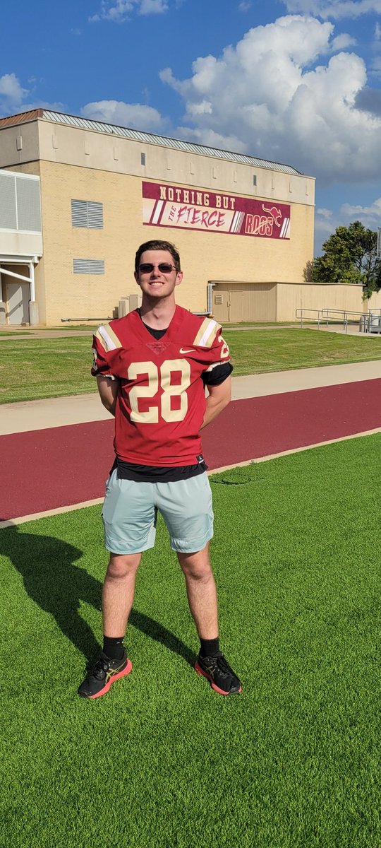 Mason2026Kicker's tweet image. Amazing day @RoosFootball junior day. Great meeting the coaches and spend some time with the kicking coach.
#FPE @TonyJoeWhite5 @Coach_OMelia @CoachBennetNew @CoachBrionesAC
@Coach_Love8
#AGTG @KickExposure @Coach_MikeWood @LCCSathletics @tappsfootball @EvolveFitness02