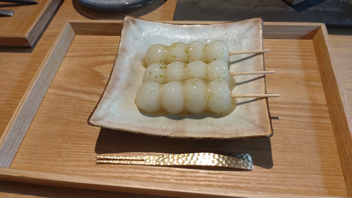 p2beans's tweet photo. 尼に急に京都出現するやん https://t.co/KvKkDBNhY5