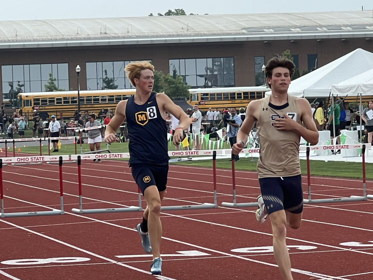 CoachFrankRusso's tweet image. OHSAA DI STATE CHAMPIONSHIP FINALS 110HH @MoellerTrack @Barry__Gavin podium performance takes 7️⃣th 
1️⃣4️⃣.5️⃣6️⃣🔥💨
#ALLSTATE
#GoBigMoe