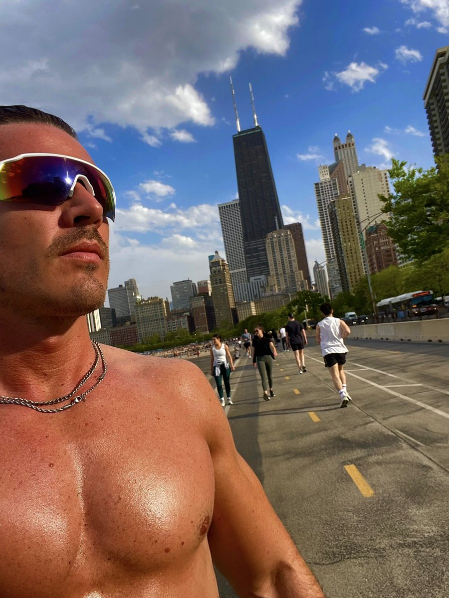 MKSART's tweet image. My favorite place to run #summer #chicago #june #run #SummerVibes #explore #Views #Chitown #grateful #fun