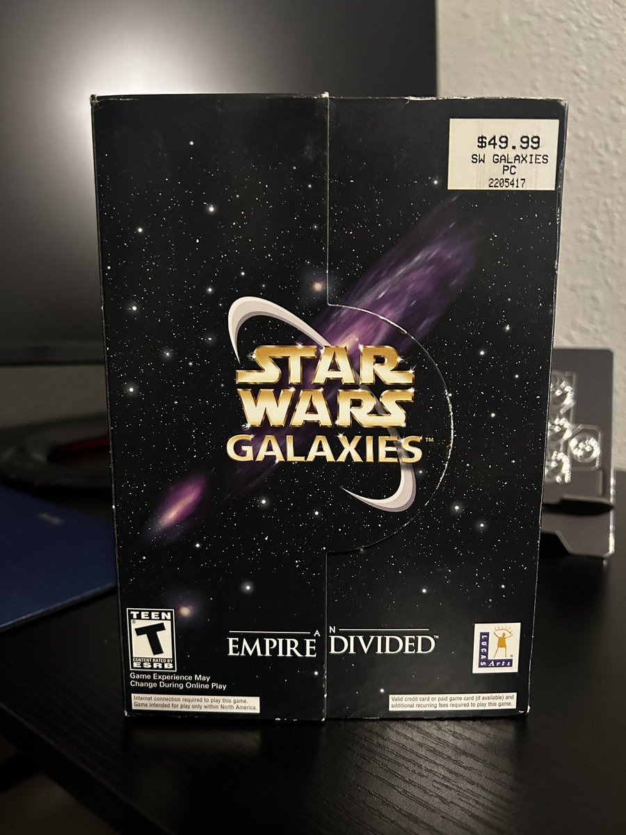 Tyler_SWG's tweet photo. A fine addition to my collection. #StarWars https://t.co/7MTgxdntQh