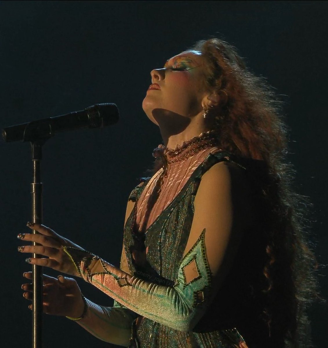 cherry_roan's tweet image. absolutely breathtaking ₊˚⊹♡