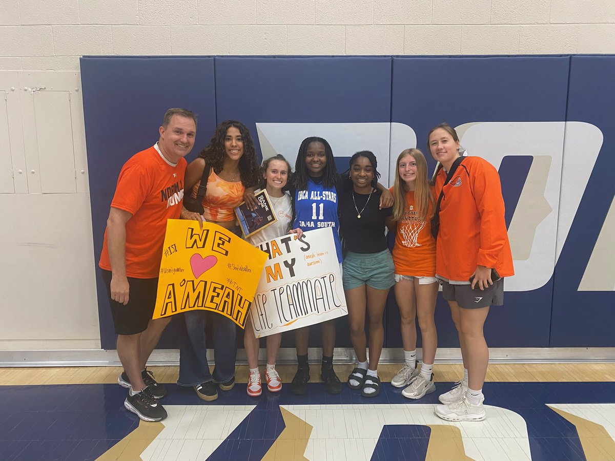 Had an awesome time supporting A’meah at the IBCA All-Star game!! So proud of her as she is continuing her basketball career at ICC. Life teammates!!! #ISI #TNT