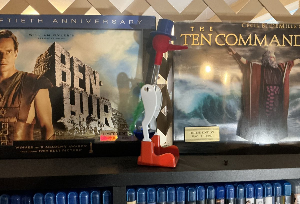 SelectWomanTaft's tweet photo. She’s on the movie shelf next to Chuck.
#CoolPoints 🤩
(Drink sold separately.)😖 https://t.co/IeHembn0yy