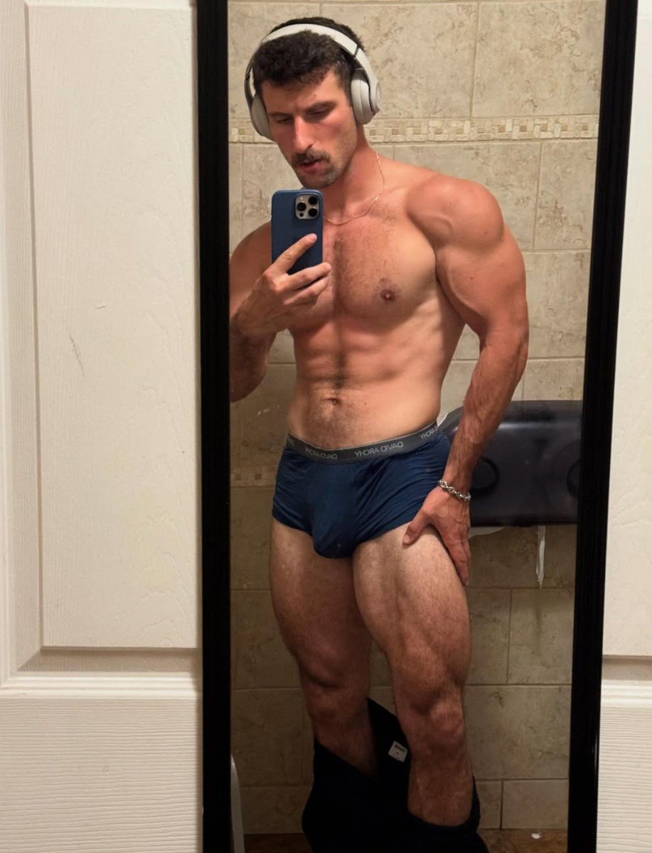 Night grind never stops. This body doesn’t sleep on gains.