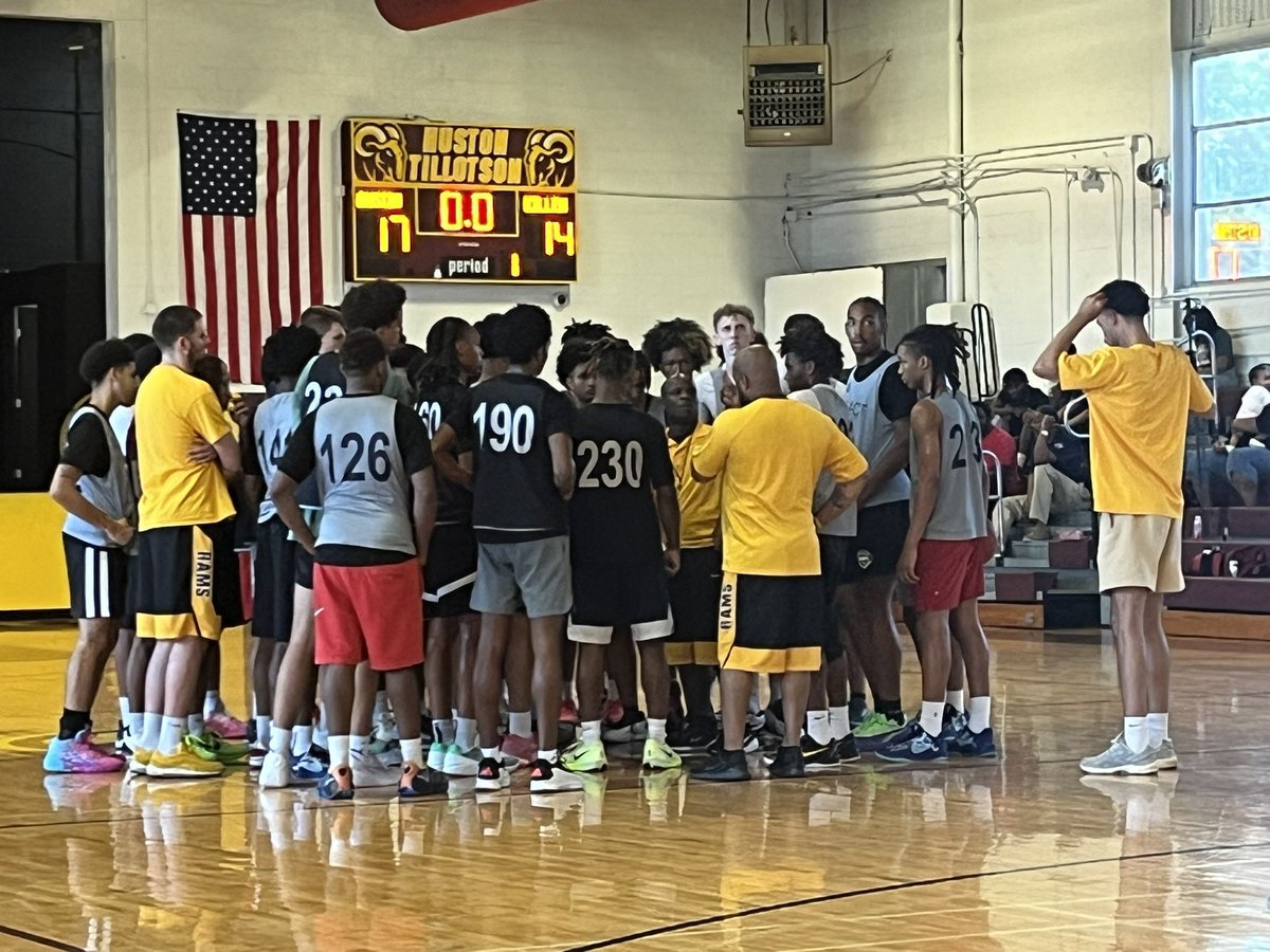 CoachJohnASmith's tweet image. HT Prospect Invite basketball camp was a success in year one at the helm. Had a good turnout and was blessed to extend offers in 2026 &amp;amp; 2027. To GOD be the glory. HT RISING- Building blocks 🧱 

Thank you @theoneeyedscout and @GASOTim for the media coverage &amp;amp; evals. #Family