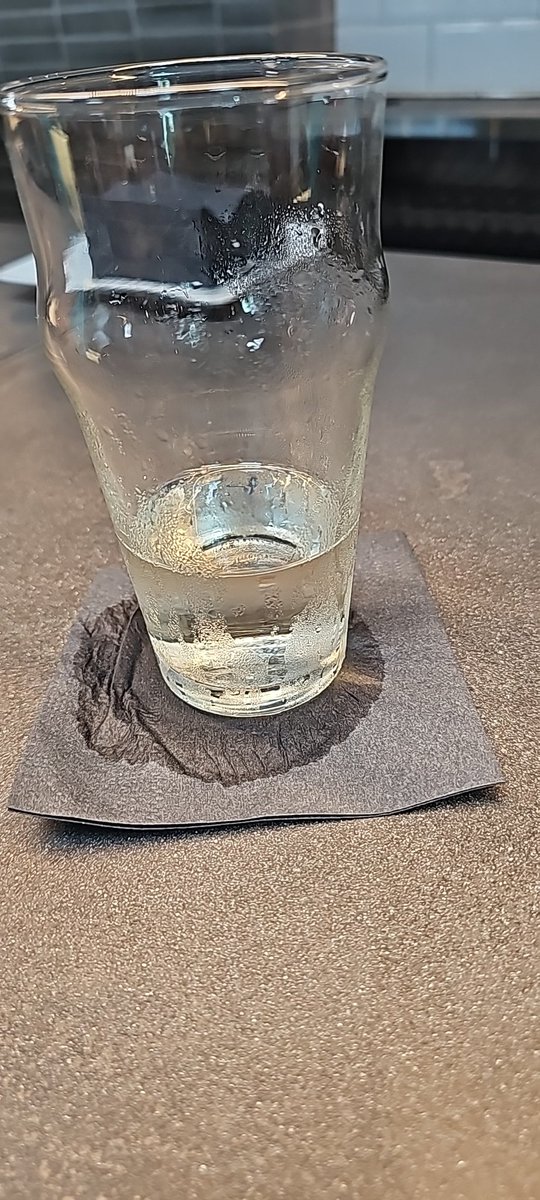 Damn I sweat a lot. 
Keep the hydration coming bois, Saturday is for the boys! Fund my fun all wkend like a good wallet.

cash.app/$irnutsalot

#findom