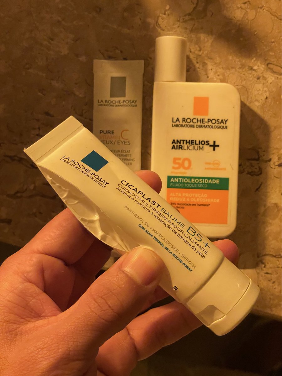 joão francisco (@_joaaofrancisco) on Twitter photo o mais temido chegou: o momento em que os produtos de skincare acabam todos juntos <a href="/larocheposaybr/">larocheposaybr</a> faça alguma coisa! o mais temido chegou: o momento em que os produtos de skincare acabam todos juntos <a href="/larocheposaybr/">larocheposaybr</a> faça alguma coisa!