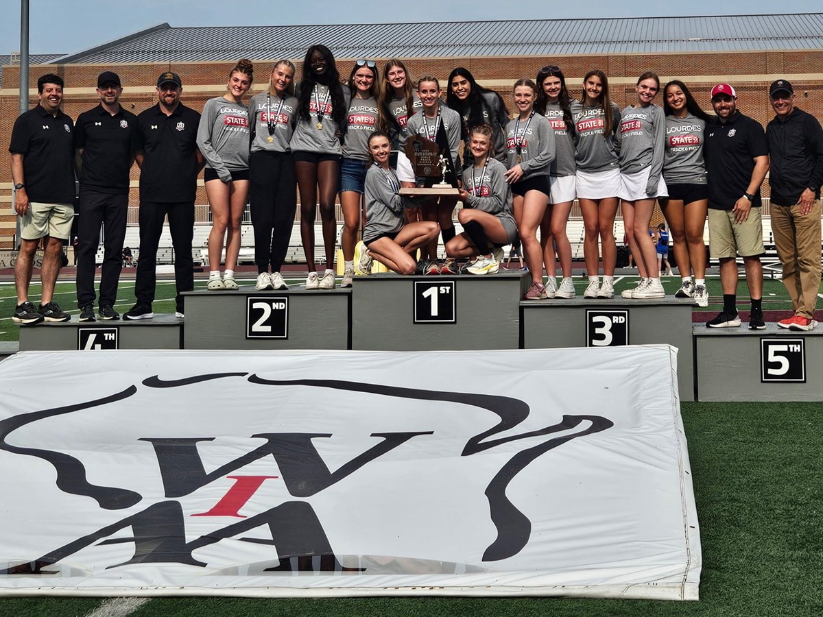 Congrats to our Lady Knights track team on finishing as D3 state runner up! Senior Erin Moore won the 800, 1600, and was a member of the state championship 4x400 relay! Congrats Ladies!