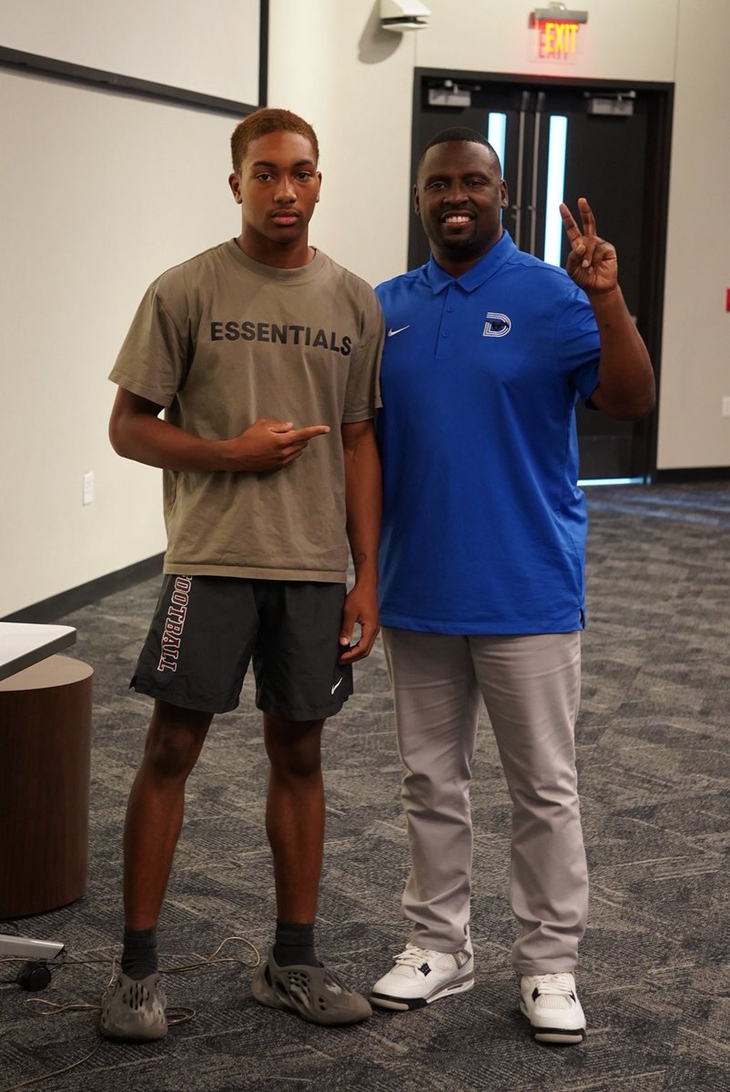Phoenix Evans (@phoenixevans__) on Twitter photo I am Blessed to receive an offer from Southern Methodist University <a href="/rhettlashlee/">Rhett Lashlee</a> <a href="/CoachHun_SMU/">Rickey Hunley Jr</a> <a href="/coachsymons/">Scott Symons</a> <a href="/mrfootballwait/">Jeremiah Wait</a> <a href="/Ethan_houser1/">Ethan Houser</a> <a href="/SWiltfong_/">Steve Wiltfong</a> <a href="/ChadSimmons_/">ChadSimmons</a> <a href="/adamgorney/">Adam Gorney</a> <a href="/samspiegs/">Sam Spiegelman</a> <a href="/BrandonHuffman/">Brandon Huffman</a> <a href="/BrianDohn247/">BrianDohn247</a> <a href="/TheUCReport/">Billy Tucker</a> <a href="/TomLoy247/">Tom Loy</a> <a href="/CharlesPower/">Charles Power</a> <a href="/TomLuginbill/">Tom Luginbill 🇺🇸 🏈</a> I am Blessed to receive an offer from Southern Methodist University <a href="/rhettlashlee/">Rhett Lashlee</a> <a href="/CoachHun_SMU/">Rickey Hunley Jr</a> <a href="/coachsymons/">Scott Symons</a> <a href="/mrfootballwait/">Jeremiah Wait</a> <a href="/Ethan_houser1/">Ethan Houser</a> <a href="/SWiltfong_/">Steve Wiltfong</a> <a href="/ChadSimmons_/">ChadSimmons</a> <a href="/adamgorney/">Adam Gorney</a> <a href="/samspiegs/">Sam Spiegelman</a> <a href="/BrandonHuffman/">Brandon Huffman</a> <a href="/BrianDohn247/">BrianDohn247</a> <a href="/TheUCReport/">Billy Tucker</a> <a href="/TomLoy247/">Tom Loy</a> <a href="/CharlesPower/">Charles Power</a> <a href="/TomLuginbill/">Tom Luginbill 🇺🇸 🏈</a>