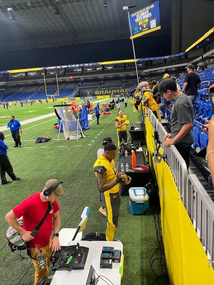 Dee Anderson🦍 tweet media