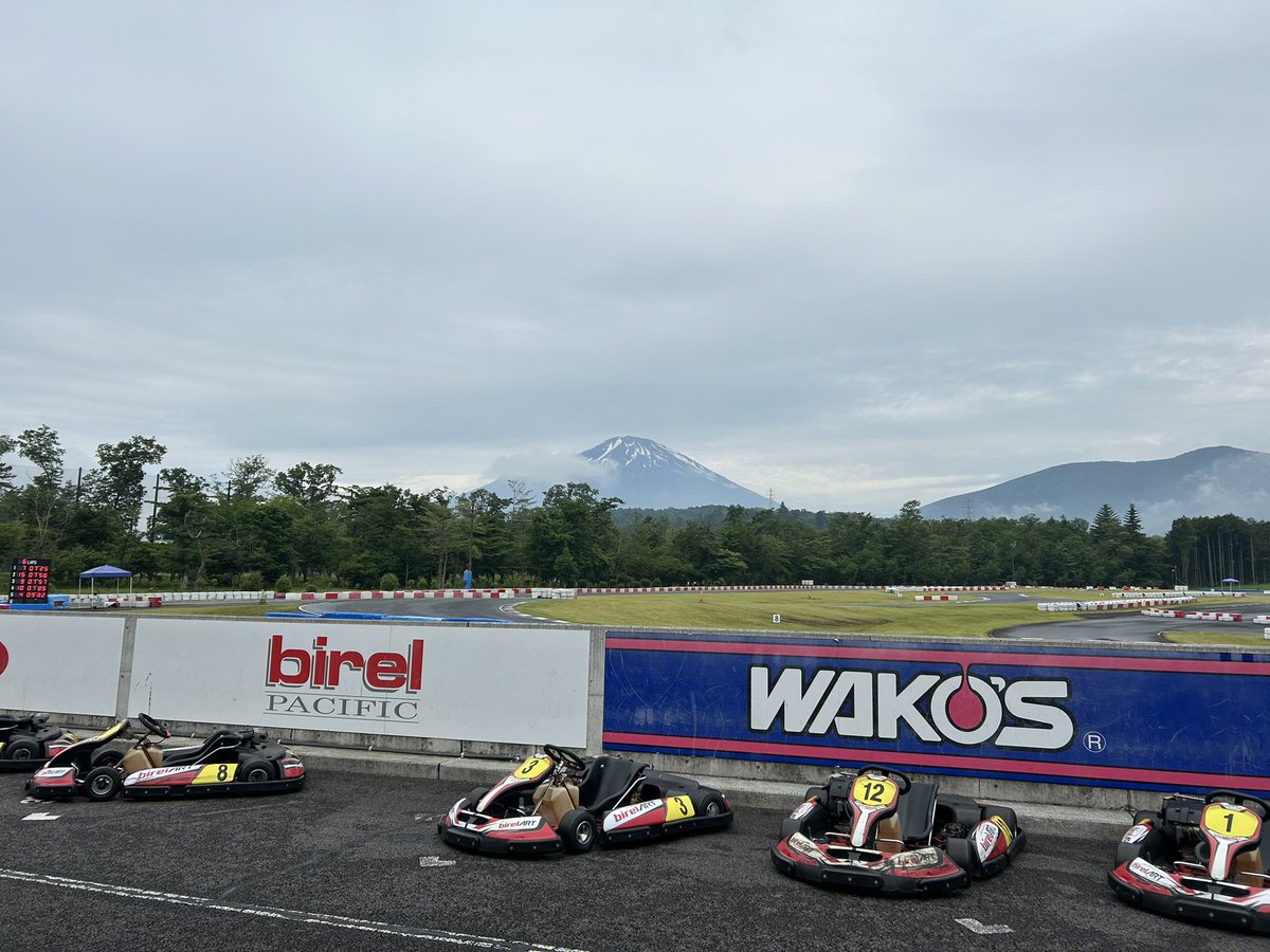 久々に更新した🆙
最近、仕事の事で忙しくて全く開いてなかった😂

APGで三種盛まつり参加します🏎️

今年は2回のレースしか参加してないから仕事落ち着いたらまたカート沢山乗りたい😄