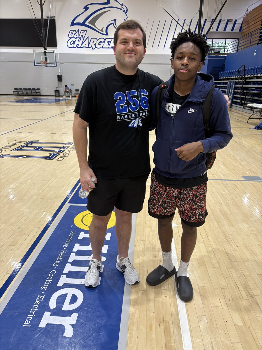 1saiah205's tweet image. I had a great day at the @UAH_MBB elite camp. I would you like to thank @mastinalex for the invite, @UAH_MBB and the rest of the staff for the opportunity‼️