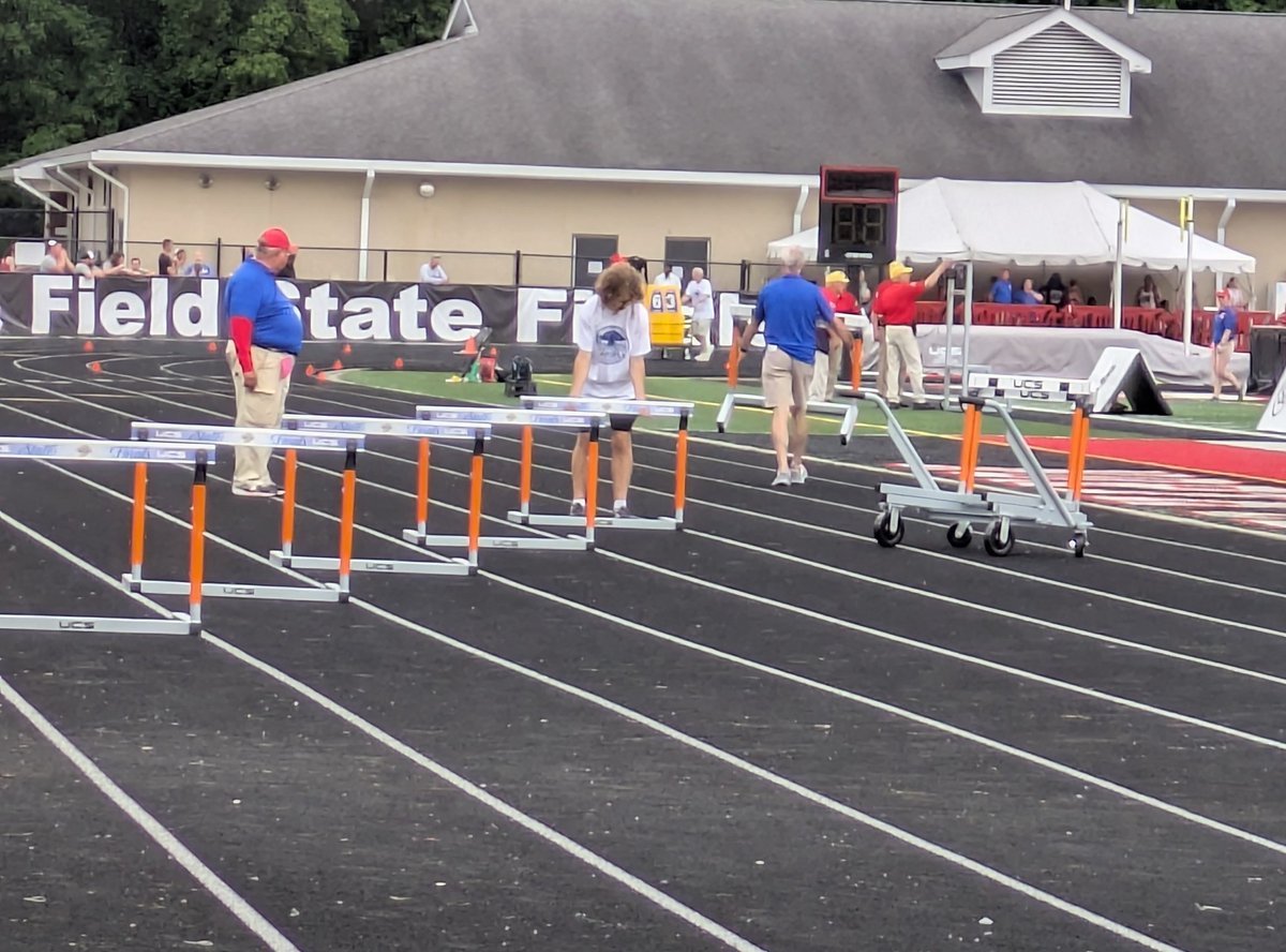 Ashley Andres (@ecentraltrack) on Twitter photo I see you hurdle crew!! Way to represent Jacob Scudder and Isaac Vollmer!
<a href="/ECTrojanSports/">EC Trojan Athletics</a> <a href="/CoachMeganEC/">Megan Patterson</a> I see you hurdle crew!! Way to represent Jacob Scudder and Isaac Vollmer!
<a href="/ECTrojanSports/">EC Trojan Athletics</a> <a href="/CoachMeganEC/">Megan Patterson</a>
