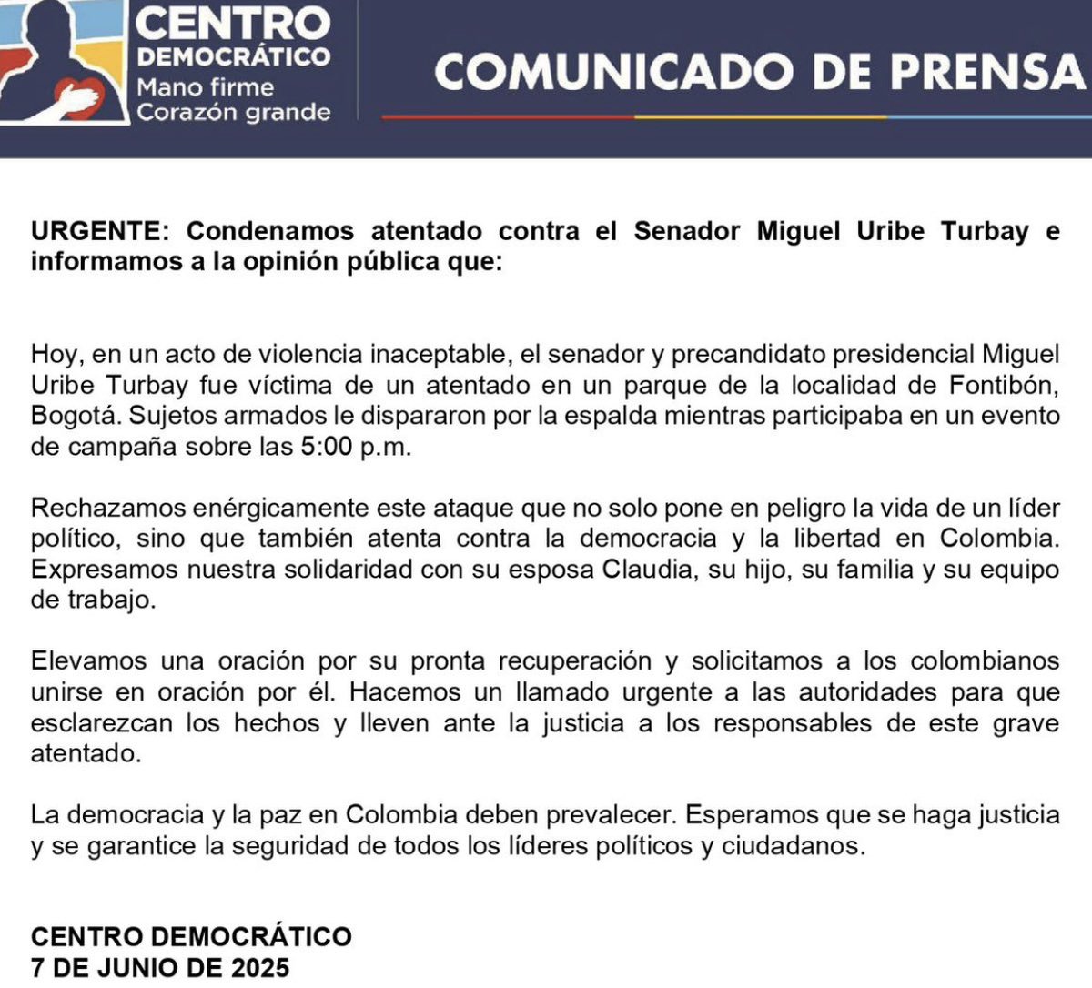 Repudio atentado a senador del <a href="/CeDemocratico/">Centro Democrático</a> <a href="/MiguelUribeT/">Miguel Uribe</a> y le pido en oración al Dios de la vida que lo proteja. Han atentado contra la democracia, contra la paz.