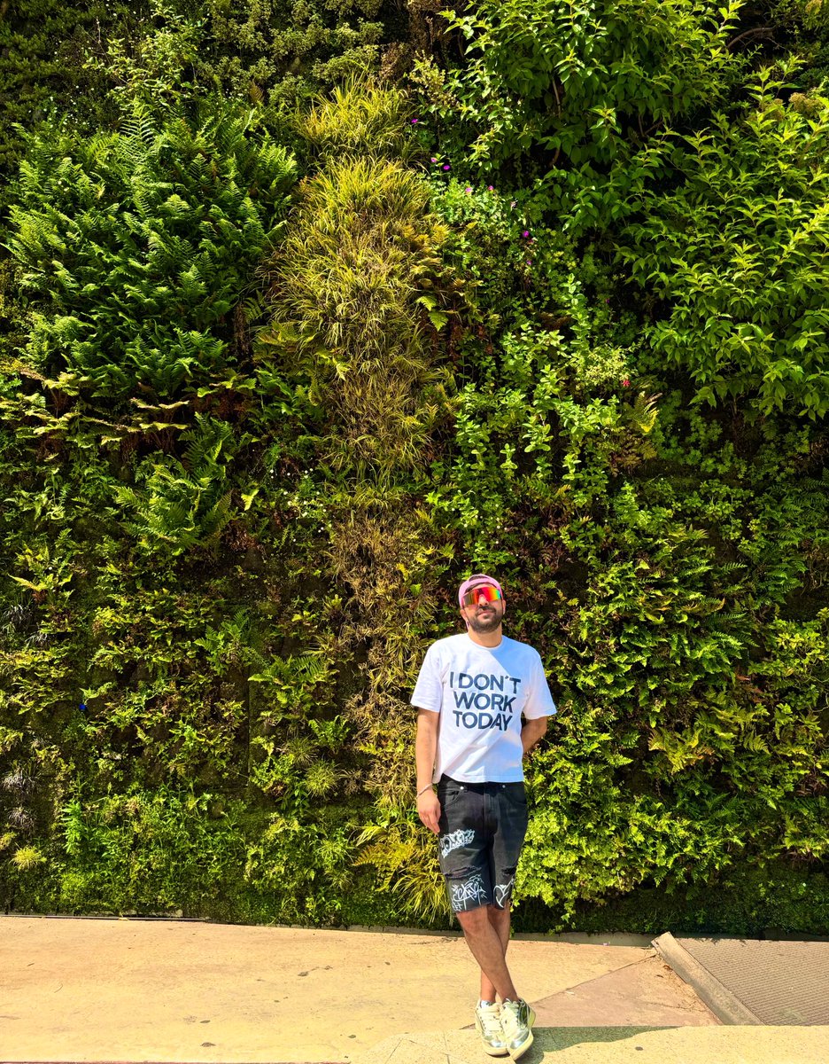 I DON’T WORK TODAY