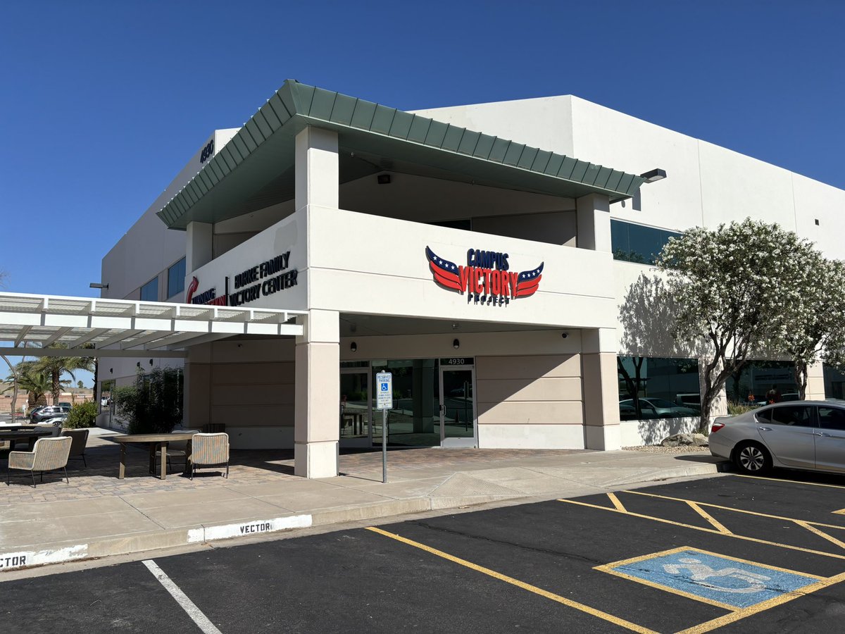 Davis_Miller17's tweet image. I am extremely excited to announce my new role as the inaugural New Hampshire Field Representative for @TPAction_ .
I had an amazing time this past week training at Turning Point HQ. I am ready to take action and make New Hampshire the “Live Free or Die” state once again! 🦅🇺🇸