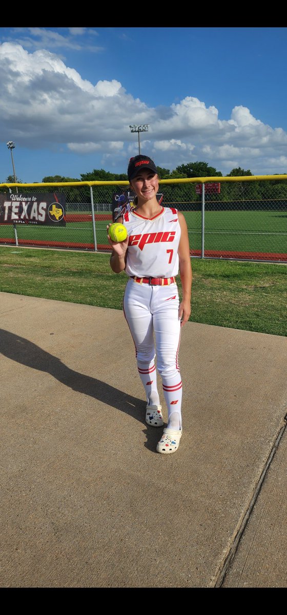 Epic National NTX 18U Smith-Lewis (@epicnationalntx) on Twitter photo We have another addition to our Epic Bomb Squad <a href="/AbbyChunn2008/">Abby Chunn</a>! 3 run bomb to give us a 6-2 lead and help seal the W against Bombers National! <a href="/EpicFastpitchO/">EpicFastpitch.org</a> #DES We have another addition to our Epic Bomb Squad <a href="/AbbyChunn2008/">Abby Chunn</a>! 3 run bomb to give us a 6-2 lead and help seal the W against Bombers National! <a href="/EpicFastpitchO/">EpicFastpitch.org</a> #DES