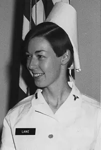 arm_hist's tweet photo. Today we remember First Lieutenant Sharon Ann Lane, U.S. Army who was killed OTD, 1969, in a rocket explosion while serving in Vietnam. She was posthumously awarded the Bronze Star medal for her heroism. #oneofeight #dontforget #lestweforget https://t.co/MirvzXBgBo