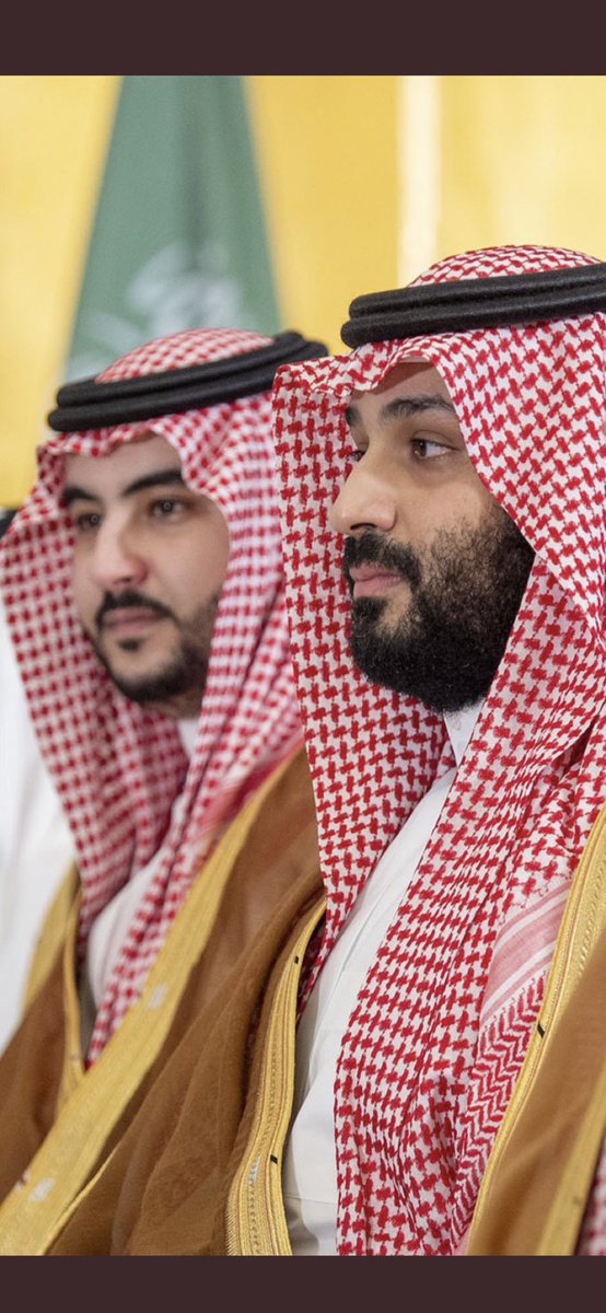 THANAA_ALSHARIF's tweet photo. عندما يكون قائدك عظيم فلابد ان تسير بالنجاح حتما معه وخلفه حفظ الله قره أعيننا جميعا حفظ الله عز وطننا بخير ولاة أمر واسأل الله أن يديمهم سعادة ونور لقلوبنا🇸🇦💚💚💚💚💚 وزدهم بخيره وعونه وتوفيقه وزدنا محبة وطاعة ل امرهم بعد حب الله وطاعته #ثناء_العنقاوي 
#ثناء_الشريف🤍 https://t.co/dvGBPCW0ZA