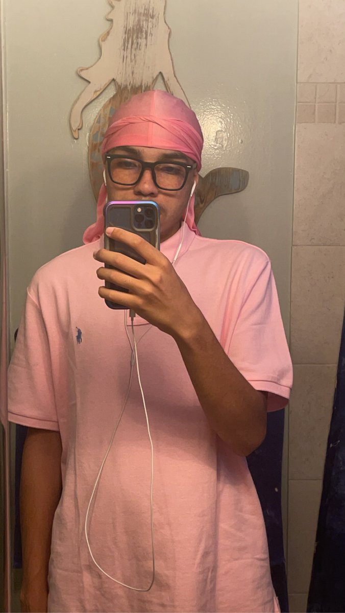 SteezAlchemist's tweet photo. real #geekboy here🤓🤓🤓 https://t.co/uIYXVArIaw