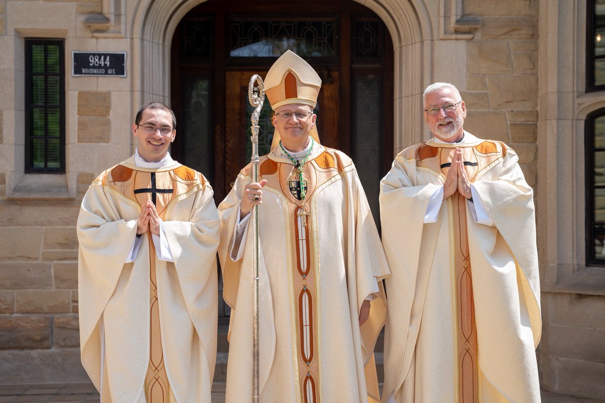 DetArchbishop's tweet image. Congratulations to Fr. Benjamin Schroder and Fr. Pat Bruen, the newest priests of the @archofdet. Our hearts rejoice as your priestly ministry begins. May the Holy Spirit sustain and guide you as you go forth in faithful service to God and his people in southeast Michigan.