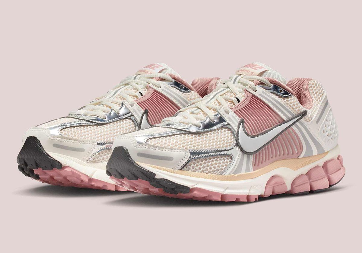 SneakerNews's tweet photo. Nike Zoom Vomero 5 "Particle Pink" 💓 
📈 $160 -> $170
🍂 Fall 2025 https://t.co/RXHPmrdnss