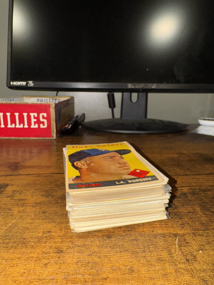 50 low-mid grade 1958 Topps including a Duke Snider 

$80 shipped