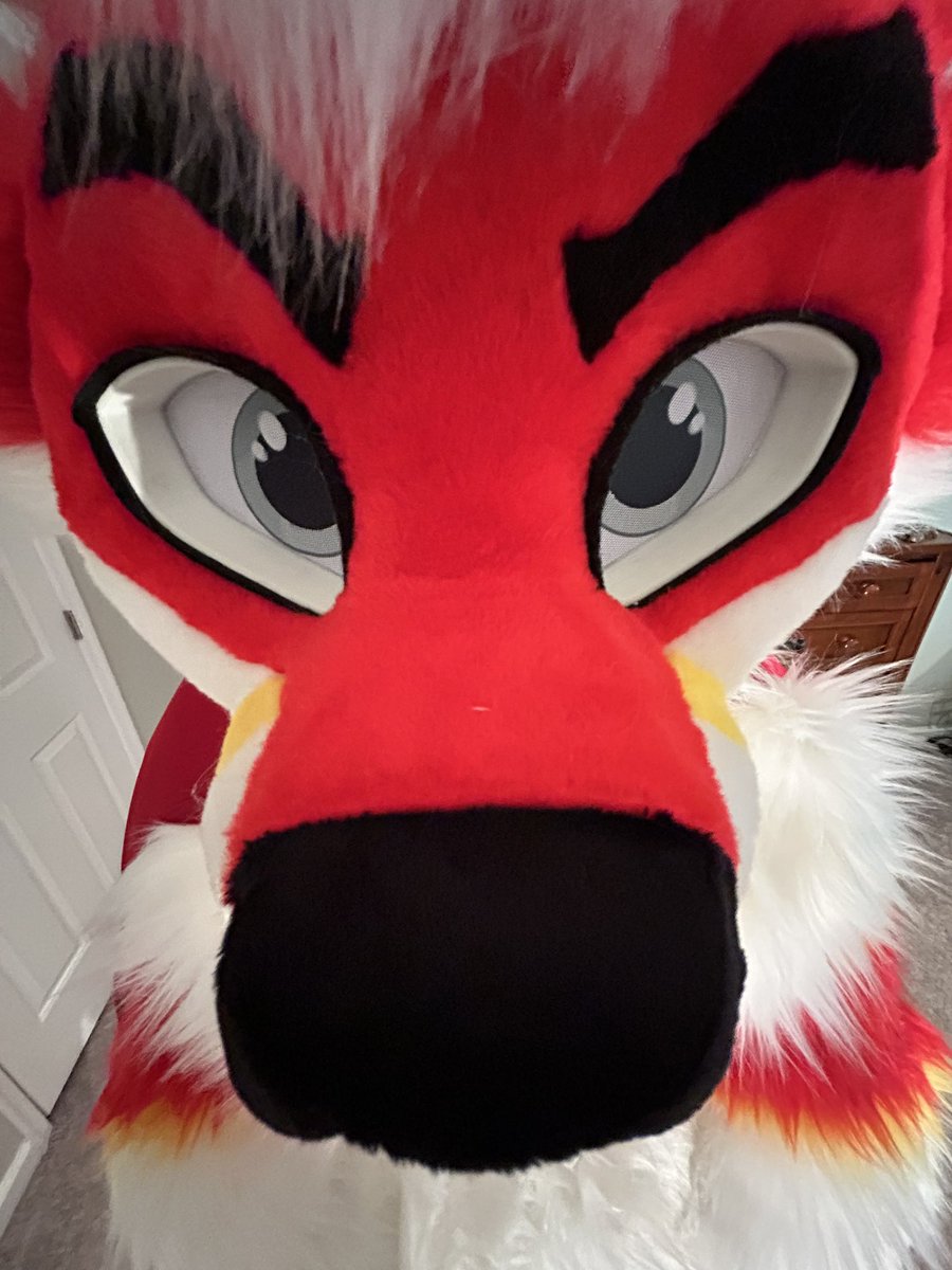 He has emerged………

Thanks to those who were able to attend my little unboxing. But yeah, he’s here, he’s angry and he’s made by <a href="/grayestREM/">grayREM</a> !