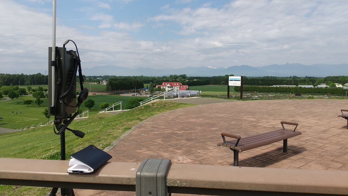 Jm8hnt's tweet image. 各局皆様おはようございます‼️

本日は息子の水泳大会引率で帯広市に来ております☺️

空き時間で11m DCR運用していますので聴こえていましたらQSOよろしくお願いします🙇‍♂️⤵️