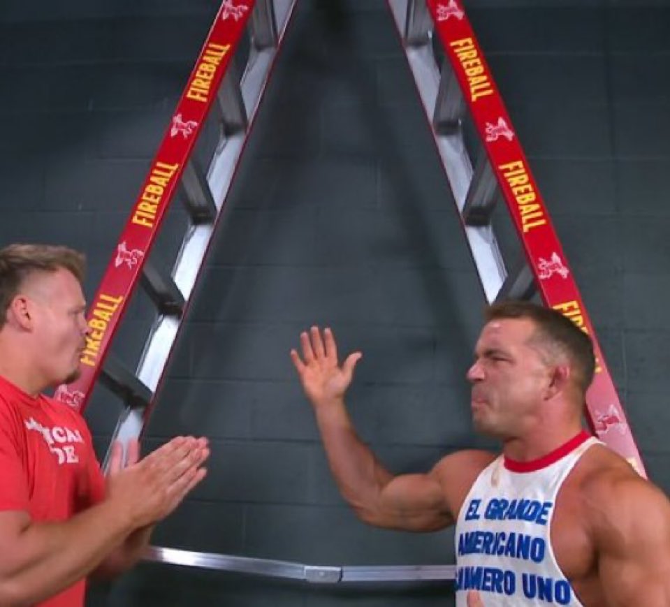 This right here proves my earlier tweet. What is going on in #wwe This garbage is getting out of hand. #MITB