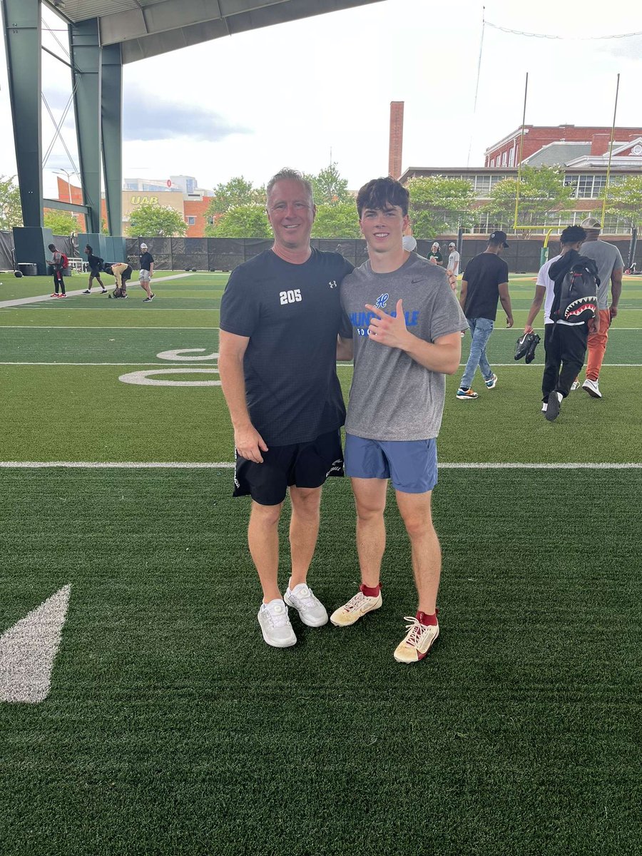 ben_watson2424's tweet image. Had a great time at UAB’s Mega Camp today! Loved to showcase my abilities in front of many coaches!
@UAB_FB @coachsauce__ @CoachViesUAB @Caleb_Finn @HHSPantherFB @CoachWi1burn @NavendraWoods @AL7AFootball @DexPreps @RecruitsAlabama