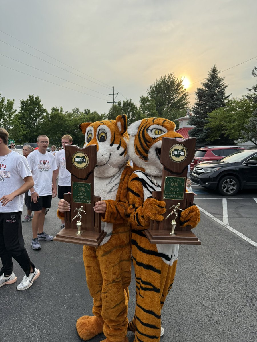 Huron Athletics and Activities tweet media