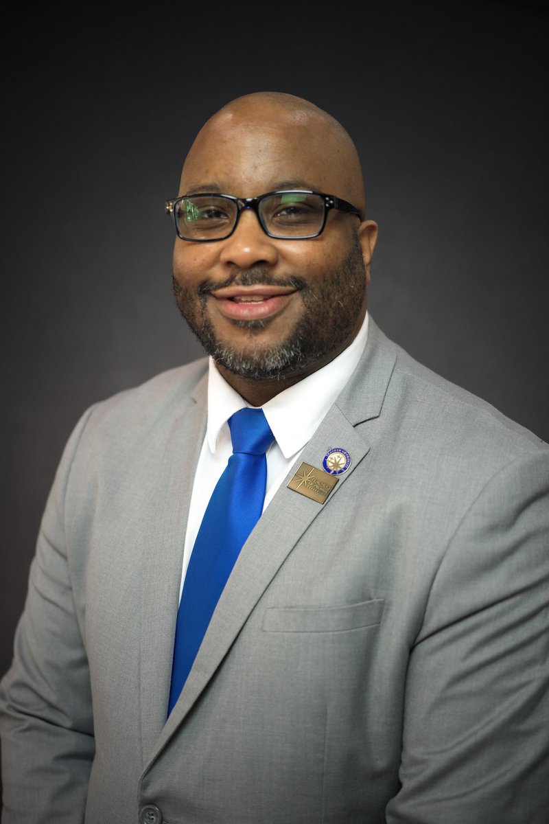 Today I spent the day preparing for my next role as the proud school principal of Meadow View Elementary! 

I’m nervous, but yet excited for the journey ahead! I kept smiling until I received my YES! #proudschoolprincipal #newjourney