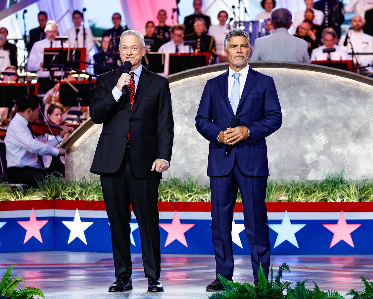 MemorialDayPBS's tweet image. Gary Sinise and Esai Morales host the 2025 National Memorial Day Concert, honoring the military service of our troops, veterans, wounded warriors, all those who have given their lives for our nation, and their families.
Stream the show now: bit.ly/4dRwyXp
@GarySinise…