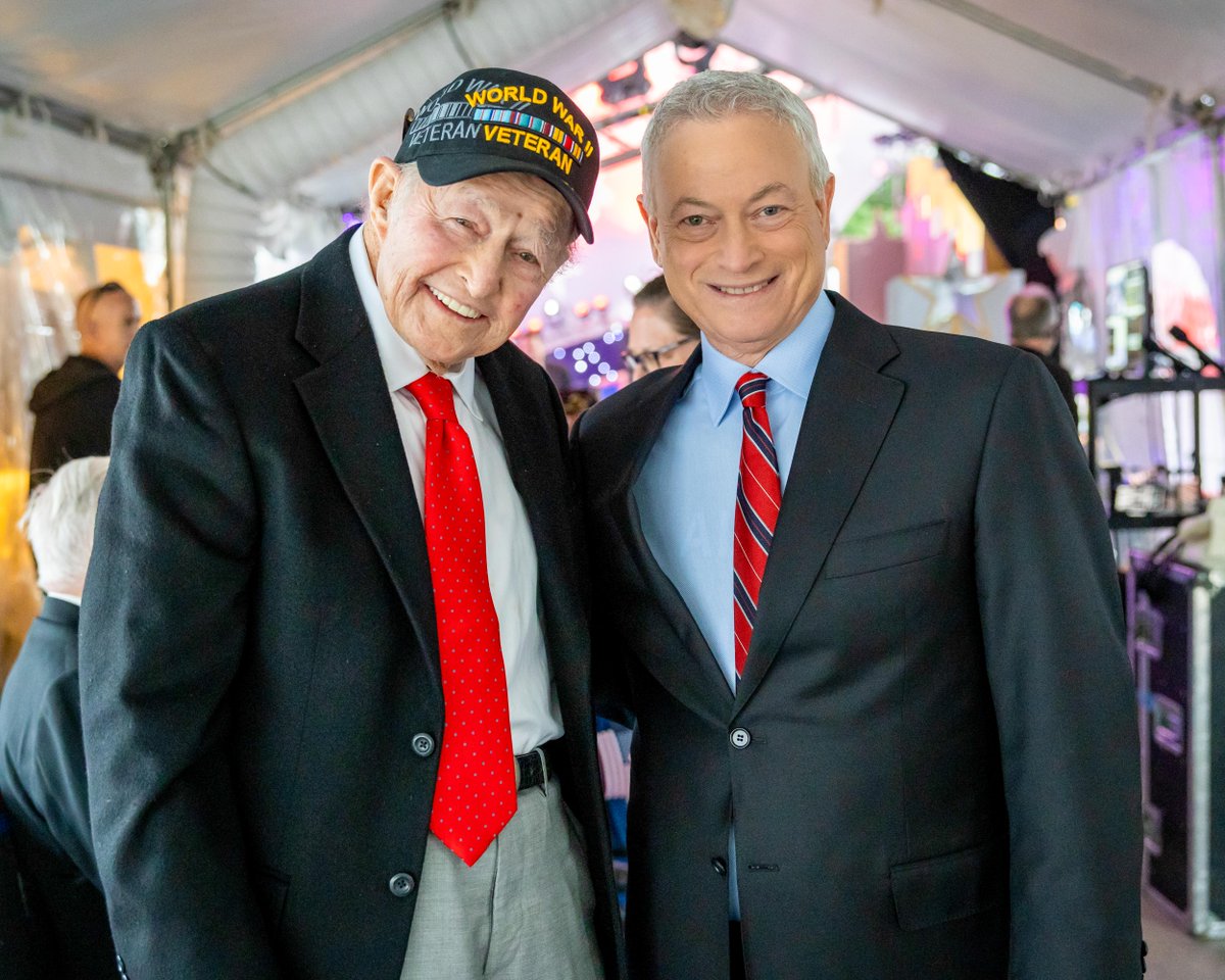 MemorialDayPBS's tweet image. Gary Sinise and Esai Morales host the 2025 National Memorial Day Concert, honoring the military service of our troops, veterans, wounded warriors, all those who have given their lives for our nation, and their families.
Stream the show now: bit.ly/4dRwyXp
@GarySinise…