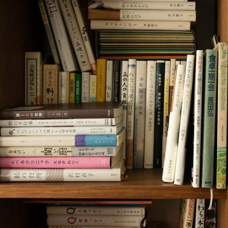 carperr_chainnn's tweet image. Hilo || Calificando libros que haya leído y vaya leyendo este año ||