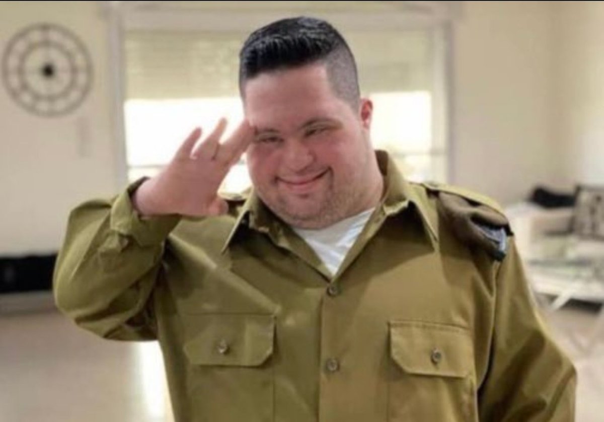 RetardScale's tweet image. Locked in. Ree'd Up. Zoom Out.