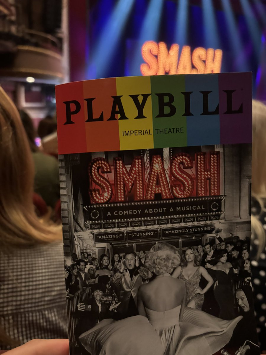 Just seen the worse show I’ve seen in years <a href="/SmashBway/">SmashBway</a> just awful a terrible script, huge a complete mess of a production, not one redeeming moment, one of the main reasons for my trip over to #NewYork to see this show, thank god I’ve seen 2 other great shows #smashthemusical 😡