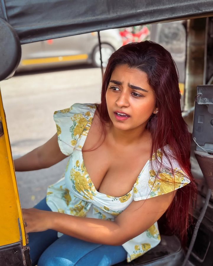 Gs4_a3FbQAAhRzQ?format=jpg&name=900x900