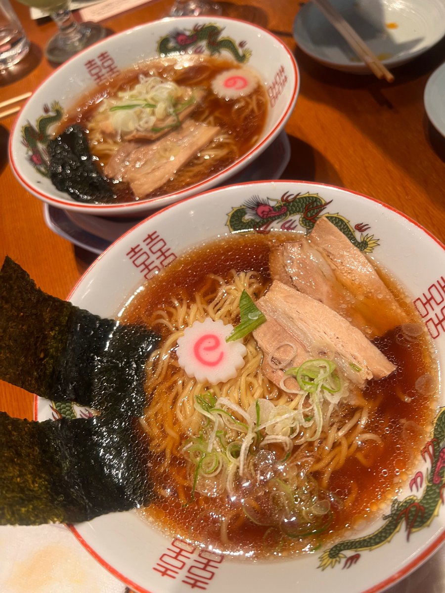 先日、仕事で関西にきてたデカリと久しぶりの乾杯🍻
なにかとデカい人達がデカイサワー飲んでたw
東西に住んでてもこうして会えて楽しく飲めるのは嬉しいね😊

<a href="/dekamara21_2nd/">デカマラリーマン</a> 
<a href="/YT_ryudrgn/">竜</a>
<a href="/nayu191224/">Y</a> 
<a href="/T0P__secret/">Zed</a>