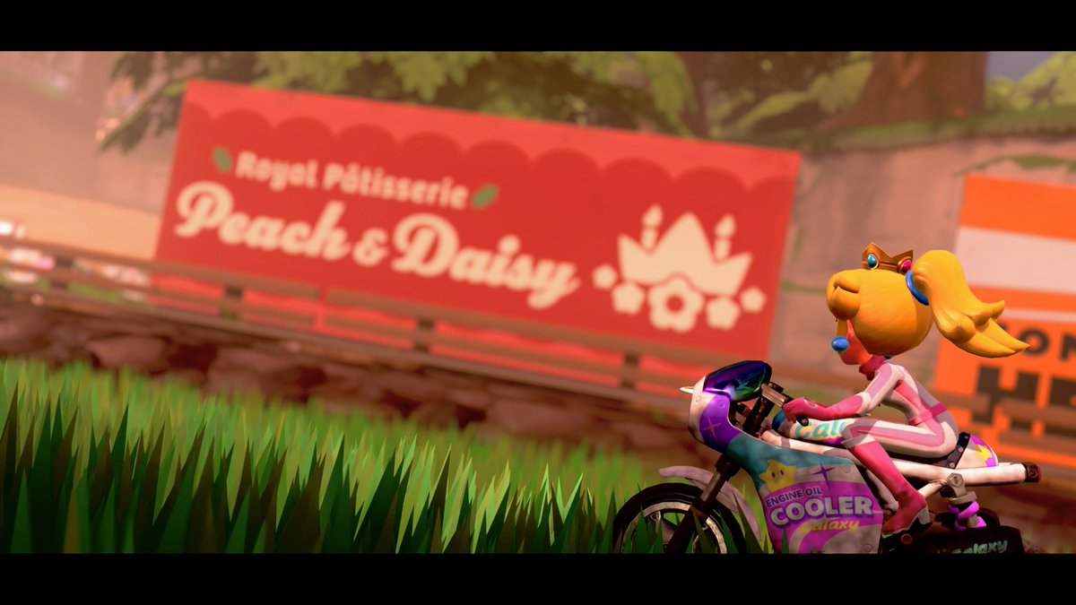 TeeKetch's tweet image. I jumped into Kart with the intent to get coins and unlock more karts but instead spent an hour just talking pictures. Here are some of the ones I got. Fun game is fun y’all.