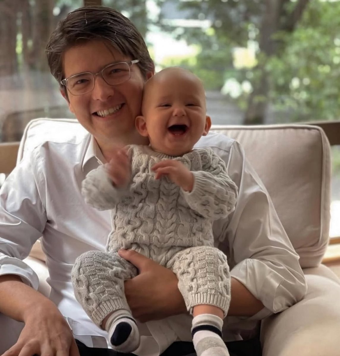 Vamos <a href="/MiguelUribeT/">Miguel Uribe</a> 
Vas a salir de esta🙏🏼.❤️❤️