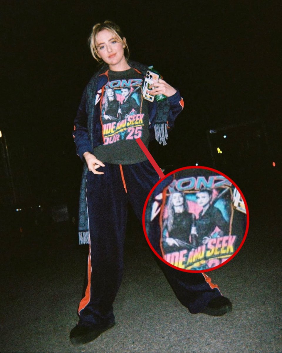 i made this so everyone would look at kathryn’s shirt